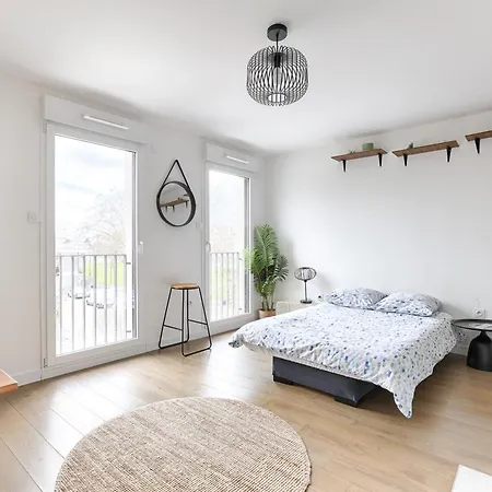 Ellington - Dans Le Quartier Daffaires Apartman *